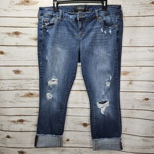 Torrid Premium Boyfriend Jeans Distressed Cropped Stretch Size 12